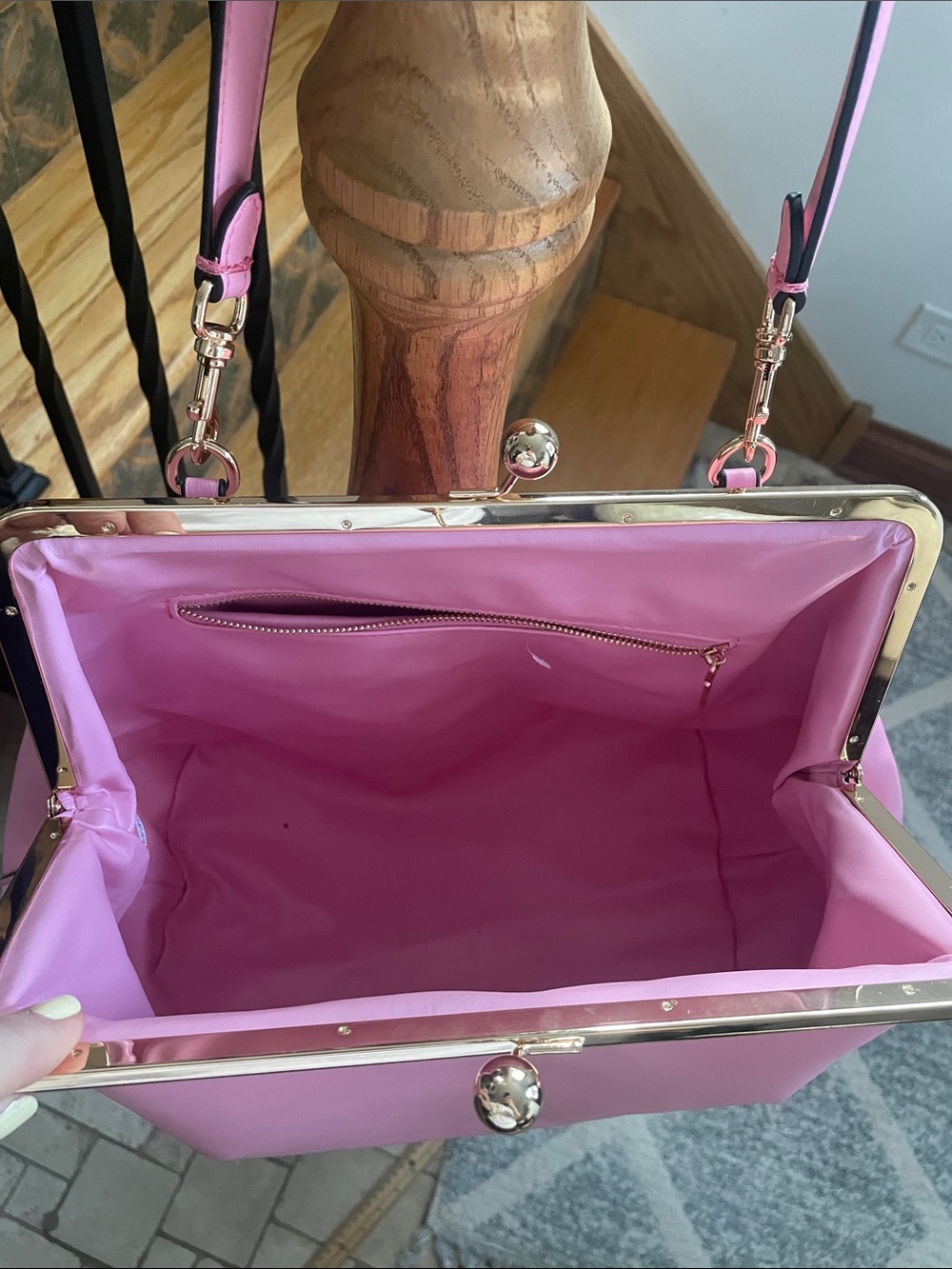 Vegan Leather Pink Kiss Lock Frame-Top Shoulder or Hand Bag Large New - Picture 9 of 14